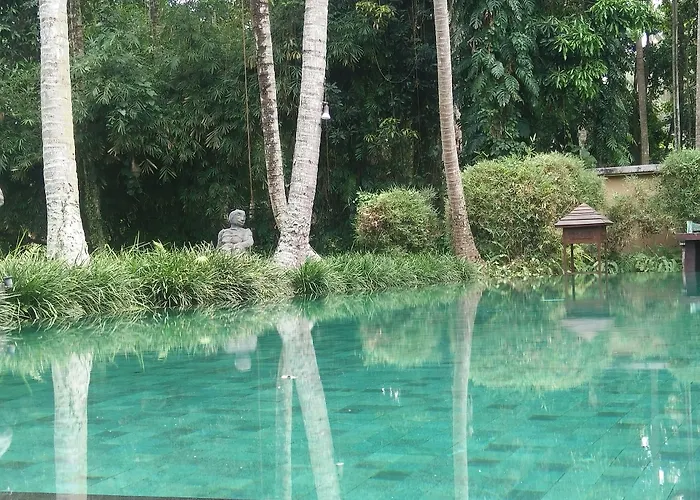 Puri Tupai *