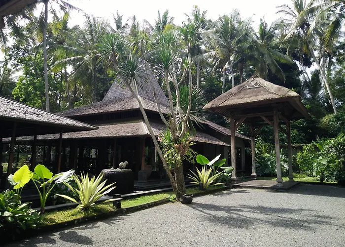 Puri Tupai Villa